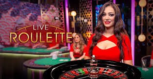 Studio dealer Caribbean Stud Poker pelajar4d dengan kartu terbuka
